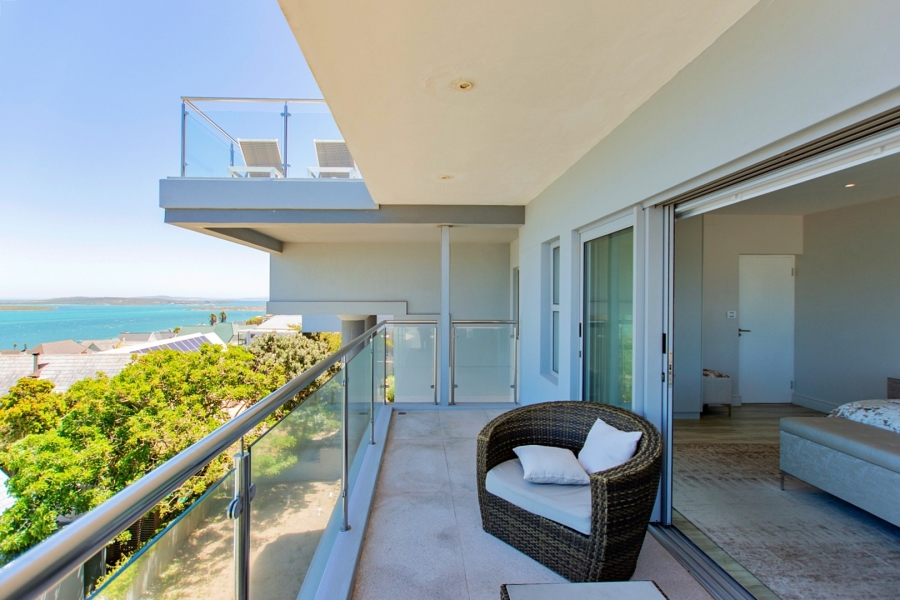 6 Bedroom Property for Sale in Myburgh Park Western Cape